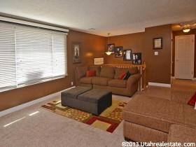 95 E Continental Dr, Farmington, UT 84025 — photo 3