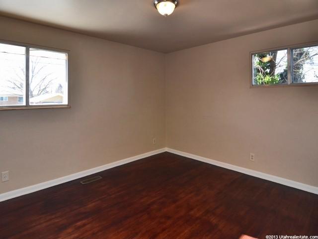 359 W 930 N, Sunset, UT 84015 — photo 7