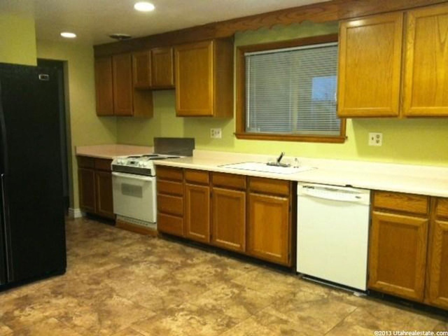 1379 E 8555 S, Sandy, UT 84093 — photo 10