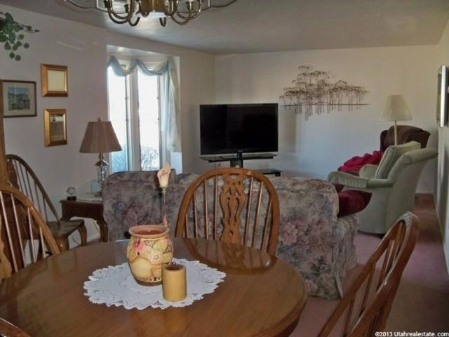 281 W Center, Aurora, UT 84620 — photo 9