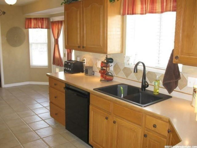 946 N 500 E, Springville, UT 84663 — photo 7