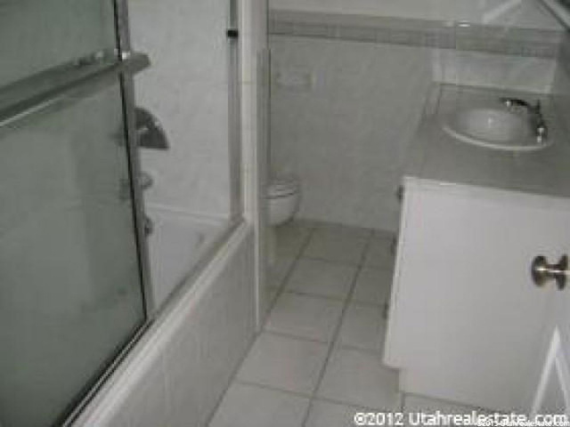 1680 E Fieldcrest Ln, Holladay, UT 84117 — photo 9