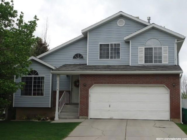 433 W 2425 N, Harrisville, UT 84414 — photo 2