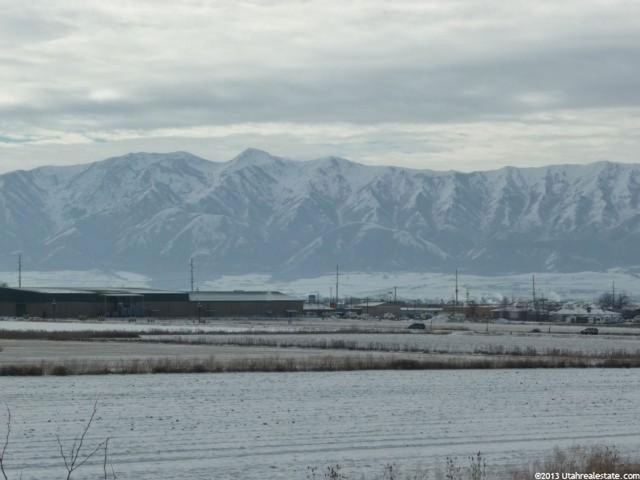 435 E 2170 N, North Logan, UT 84341 — photo 10