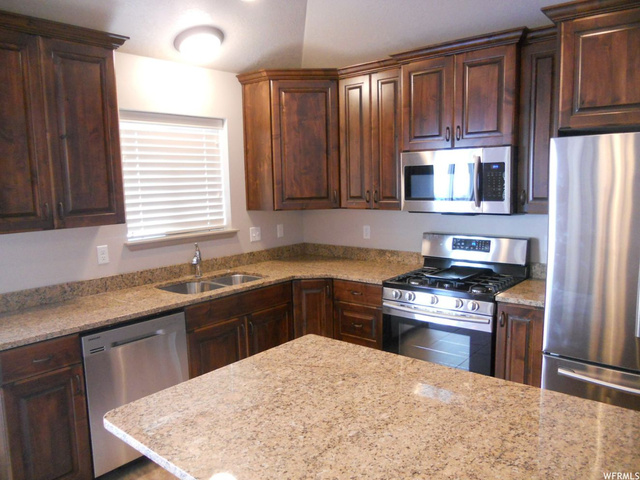 1319 N 200 E, Nephi, UT 84648 — photo 4
