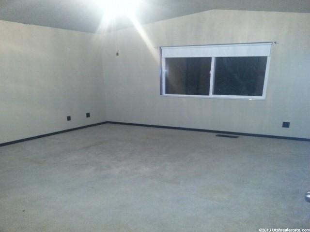 1128 W 1580 N, Clinton, UT 84015 — photo 9
