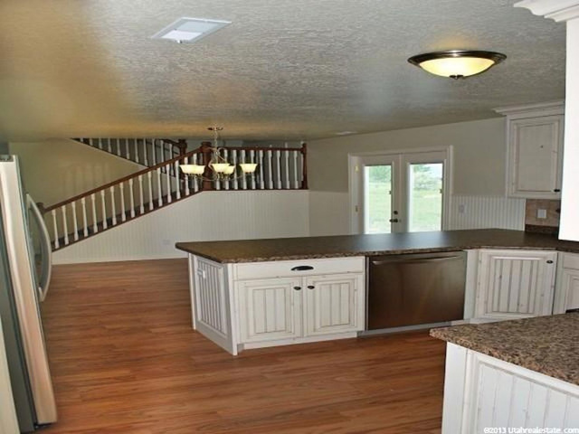 26 S 100 E, Hyrum, UT 84319 — photo 6