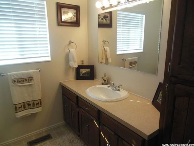 1386 E 3500 S, Vernal, UT 84078 — photo 9