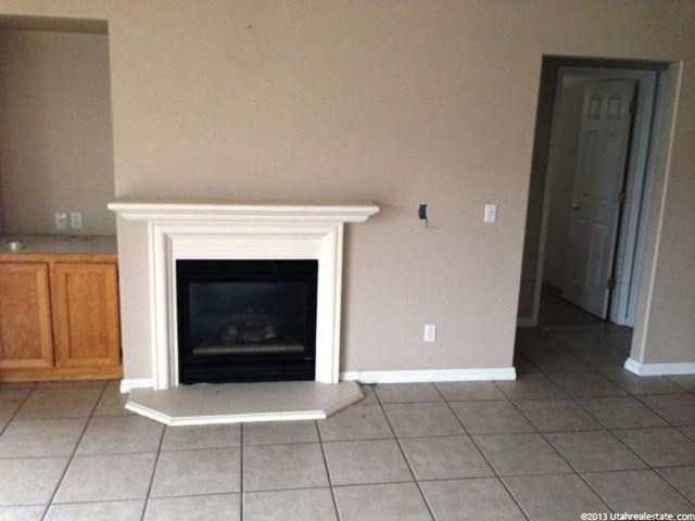 490 E 700 S #C32, Clearfield, UT 84015 — photo 2