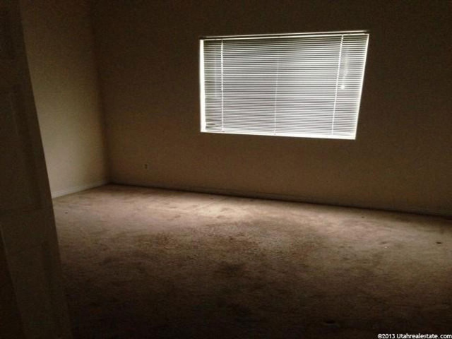 490 E 700 S #C32, Clearfield, UT 84015 — photo 3