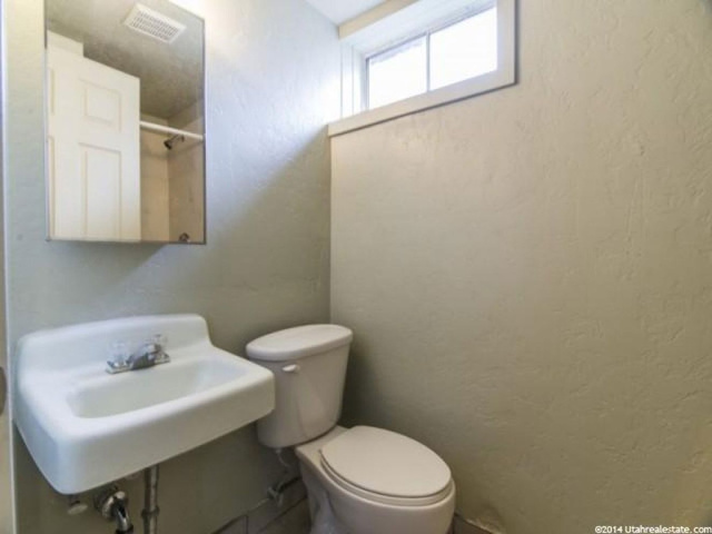 22 N Main St, Mendon, UT 84325 — photo 12