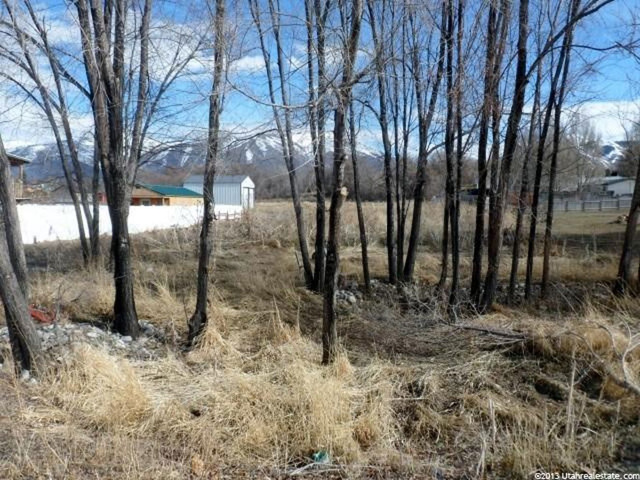185 S 400 W, Hyrum, UT 84319 — photo 2