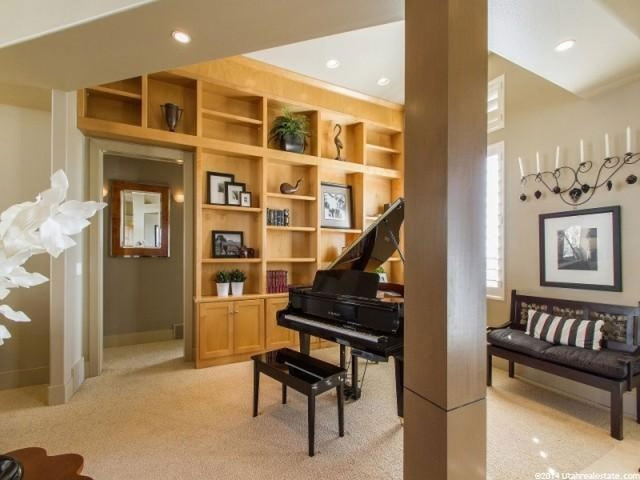 5592 S Shadow Mountain Ln, Ogden, UT 84403 — photo 8