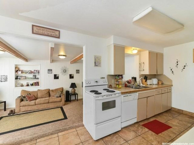 4503 S 2025 W, Roy, UT 84067 — photo 6
