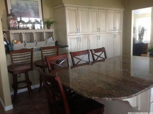 4190 S Bountiful Blvd E, Bountiful, UT 84010 — photo 6