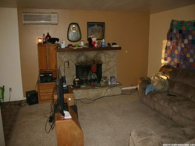 215 N 200 W, Levan, UT 84639 — photo 2