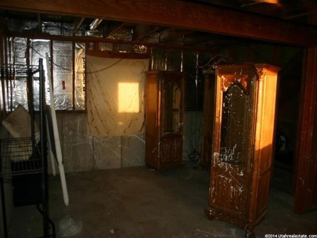 215 N 200 W, Levan, UT 84639 — photo 12