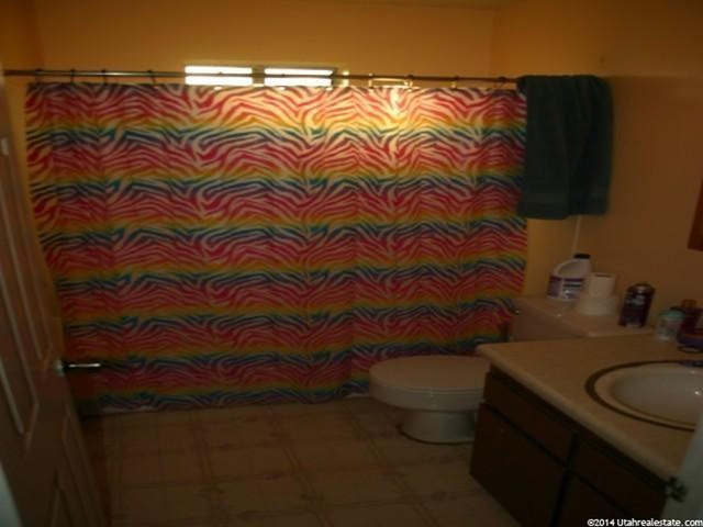 215 N 200 W, Levan, UT 84639 — photo 5