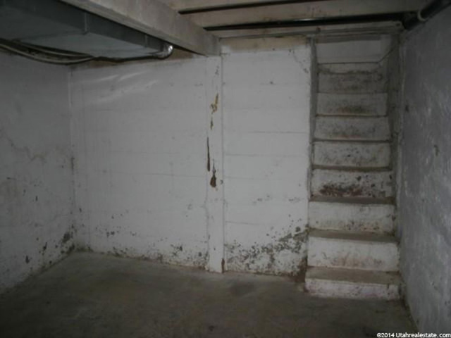 96 N 100 E, Levan, UT 84639 — photo 11