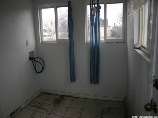 96 N 100 E, Levan, UT 84639 — photo 9