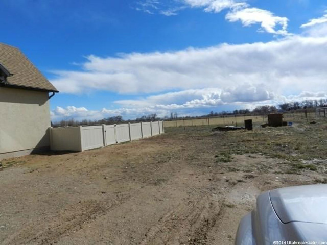 2066 E 2500 S, Vernal, UT 84078 — photo 11