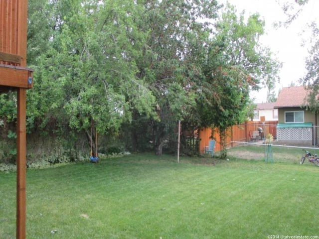 74 E 1420 S, Farmington, UT 84025 — photo 10