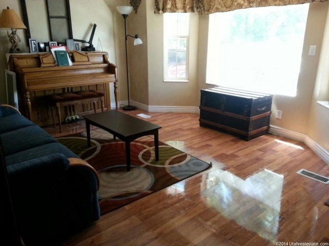 47 W 300 N, Smithfield, UT 84335 — photo 3