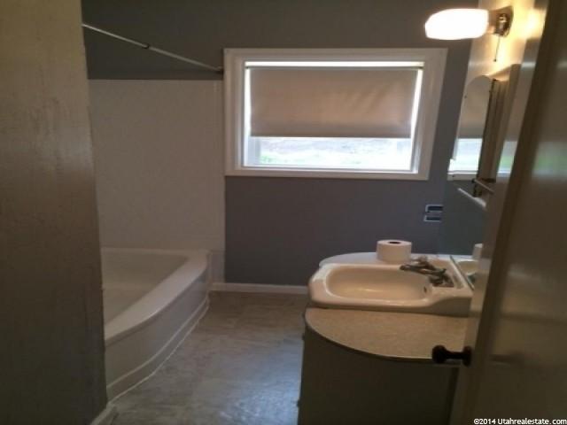141 W 3100 S, Bountiful, UT 84010 — photo 10