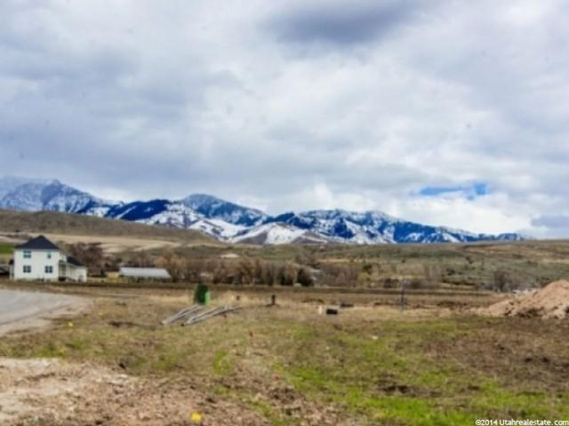201 E 7340 N #5, Smithfield, UT 84335 — photo 2