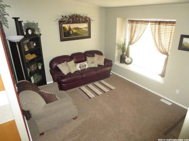 1692 W 735 N, Clinton, UT 84015 — photo 2