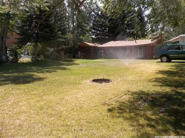 452 S 25 East St, Garden City, UT 84028