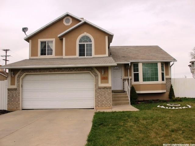 5574 W HUNTER DR, West Valley City UT 84120