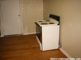 466 E Doxey St, Ogden, UT 84403 — photo 3
