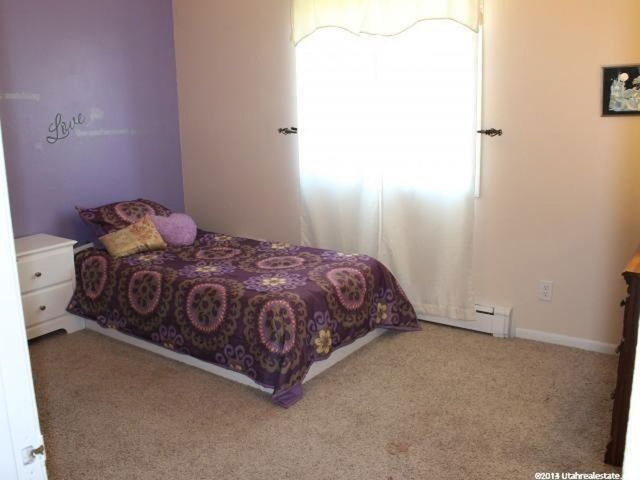 9122 E Kitchen Ln, Tridell, UT 84076 — photo 7