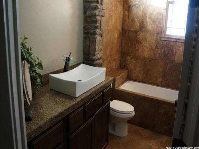 78 W 980 S, Mona, UT 84645 — photo 10