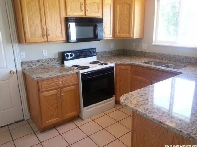 908 W 1420 N, Clinton, UT 84015 — photo 6
