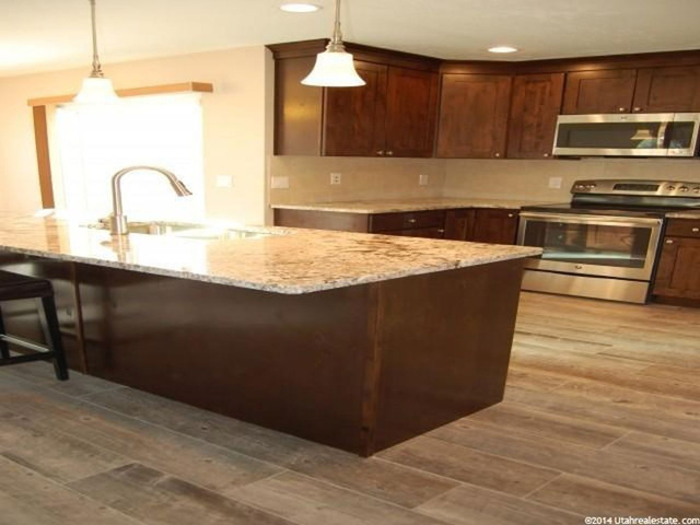 10071 S Rockview Cir E, Sandy, UT 84092 — photo 5