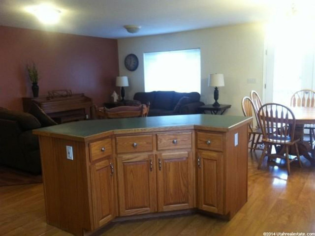 521 E Main, Mt Pleasant, UT 84647 — photo 7