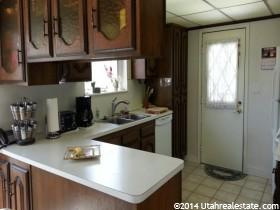 439 E 250 N, Bountiful, UT 84010 — photo 9