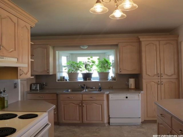 465 E Center St, Logan, UT 84321 — photo 10