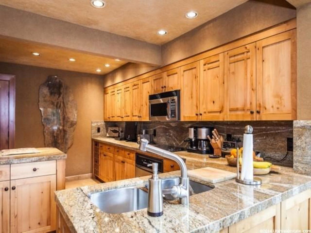 1845 S High Pointe Drive Dr E, Bountiful, UT 84010 — photo 9