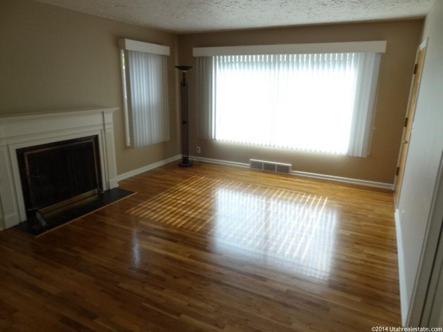 355 S 600 East E, River Heights, UT 84321 — photo 4