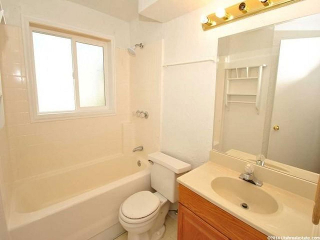 1069 E 10600 S, Sandy, UT 84094 — photo 12