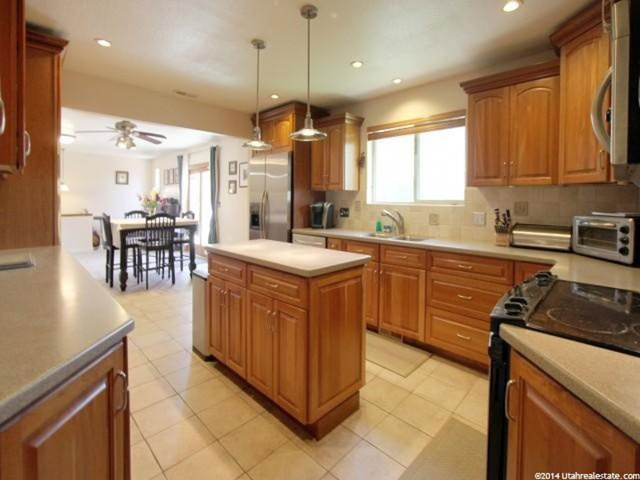 536 E Evesham Dr S, Murray, UT 84107 — photo 10