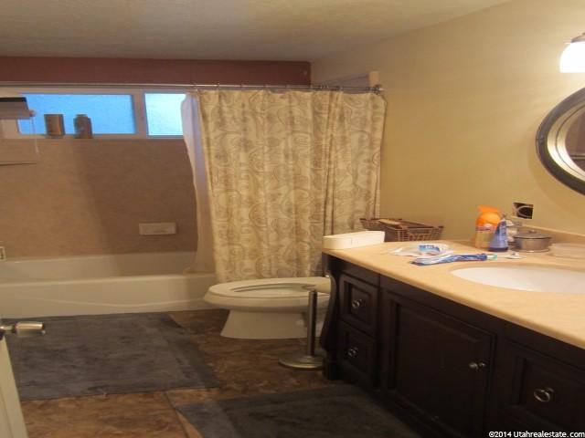 2218 N 1300 W, Clinton, UT 84015 — photo 8