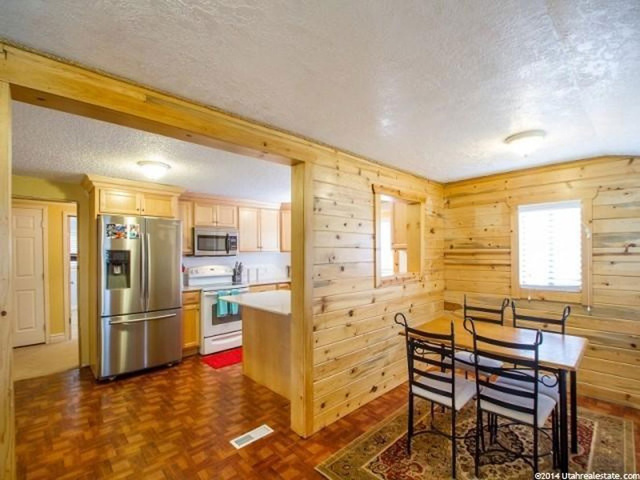 441 S 7600 E, Huntsville, UT 84317 — photo 12
