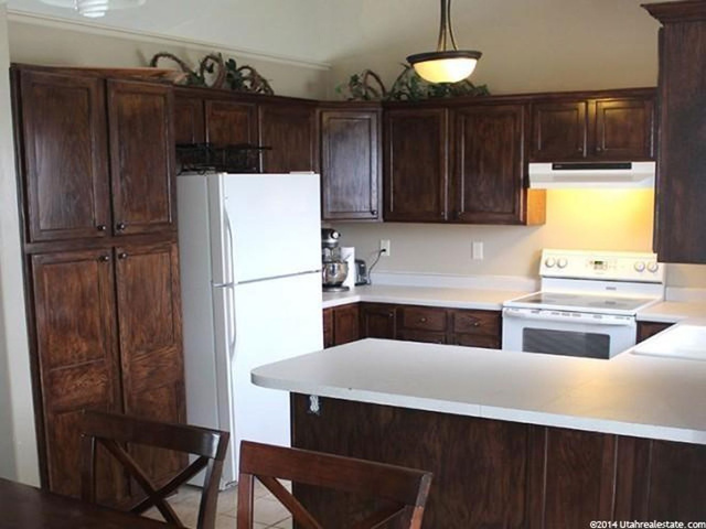 79 S 1070 E, Hyrum, UT 84319 — photo 2