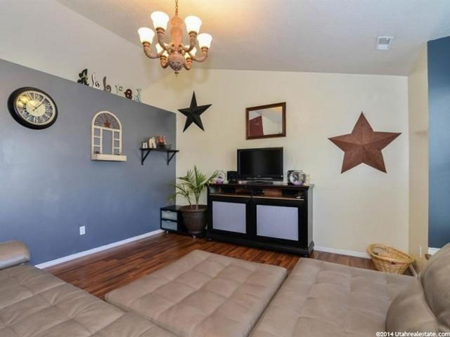 1999 N 1615 W, Clinton, UT 84015 — photo 3