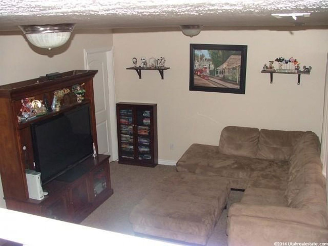 3186 W 4750 S, Roy, UT 84067 — photo 6