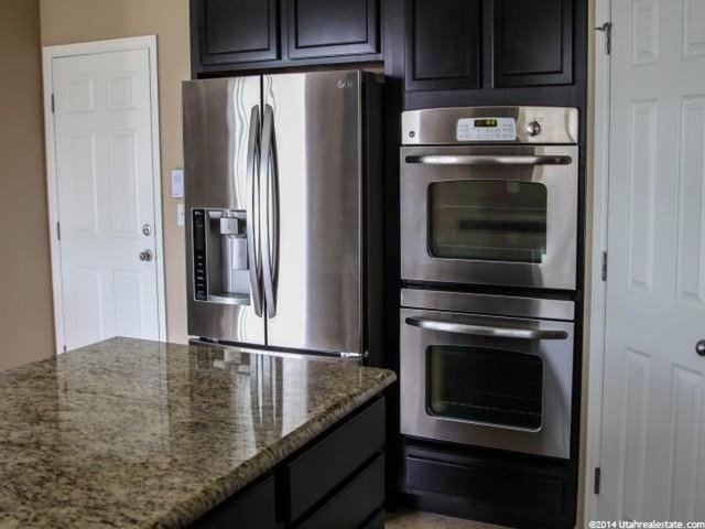 314 S 1325 E, Layton, UT 84040 — photo 3